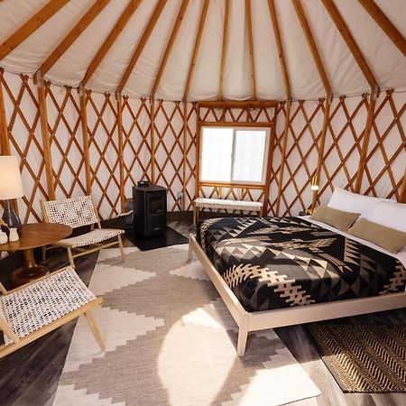 Frontier Drive Inn Сентер Екстер'єр фото